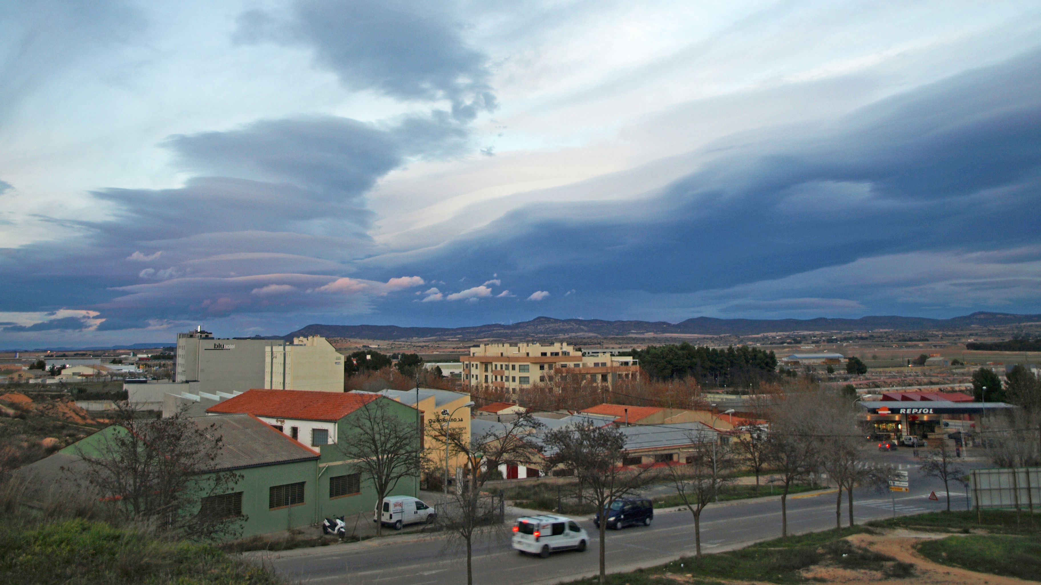Lenticulares en Almansa